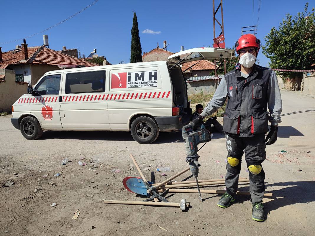 1 yıllık ekip, Konya’daki deprem tatbikatını başarıyla tamamladı 6